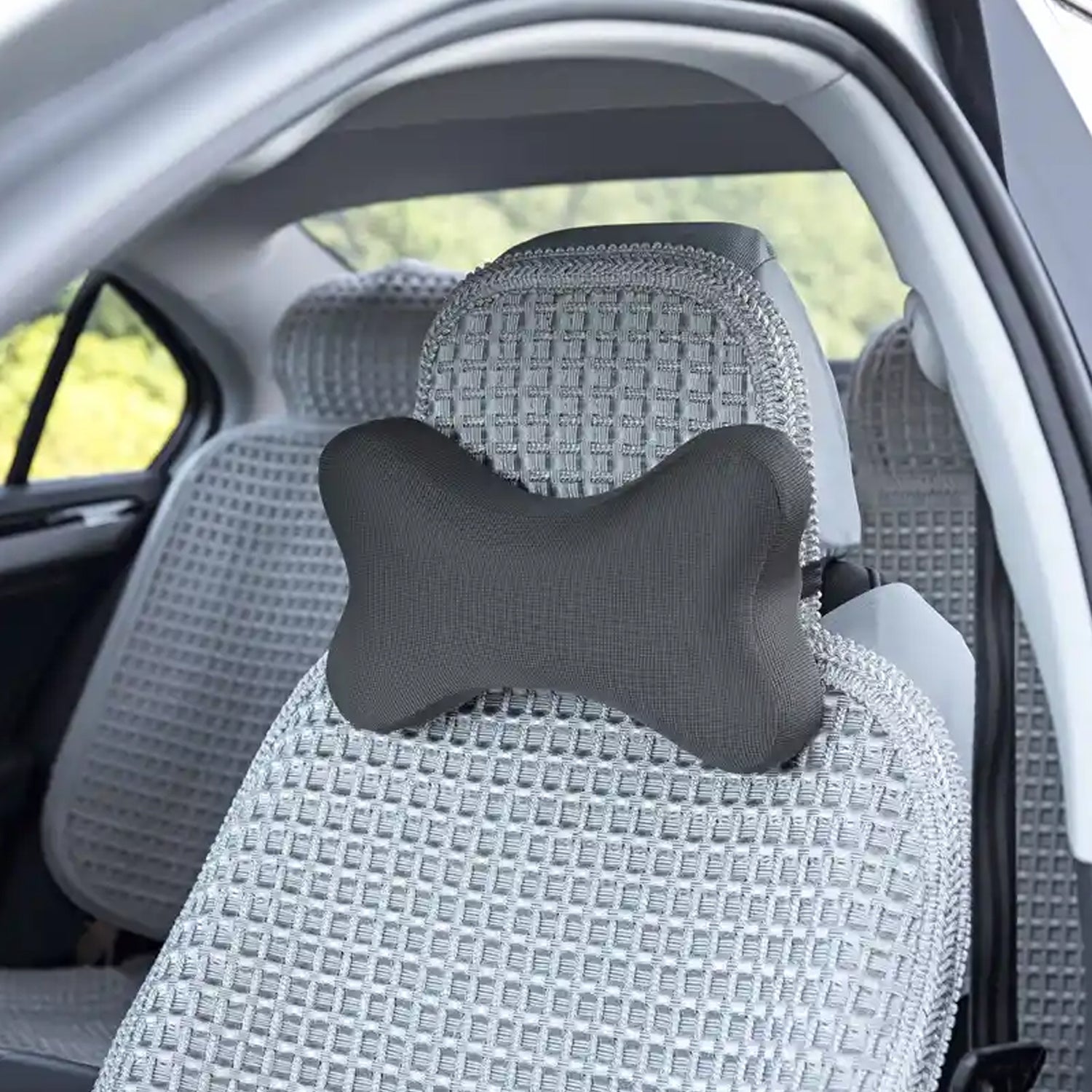 Back view of the microbead roll neck pillow. Back view of the microbead roll neck pillow.